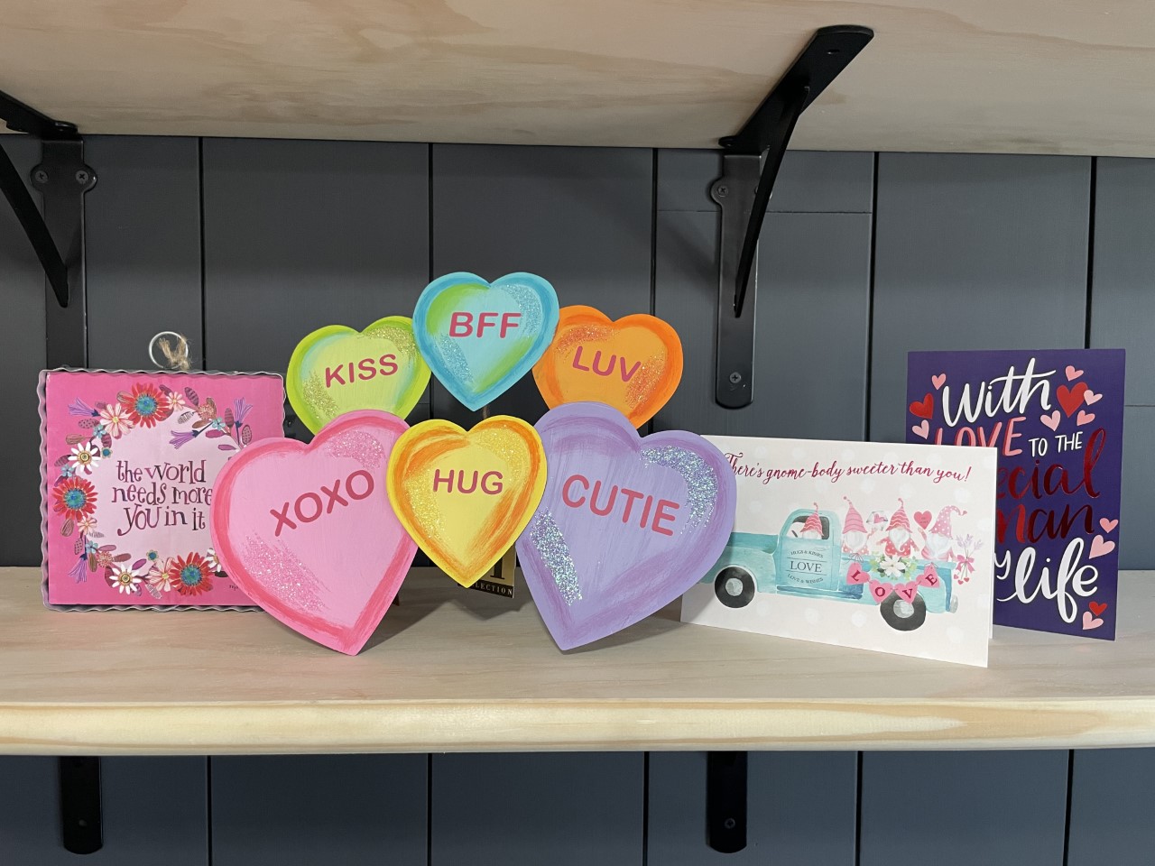 Valentines gifts at the gift shop Valentines Day Gifts